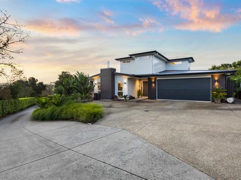 2 Miran Lane, Red Beach