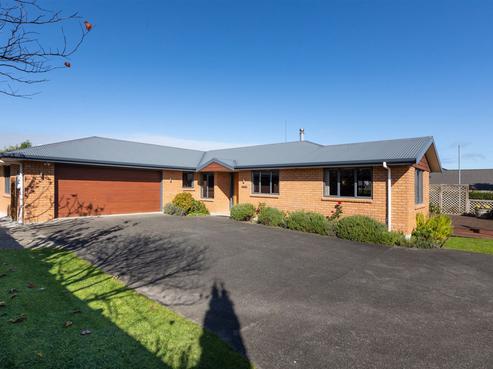 18 Nancy Avenue, Feilding