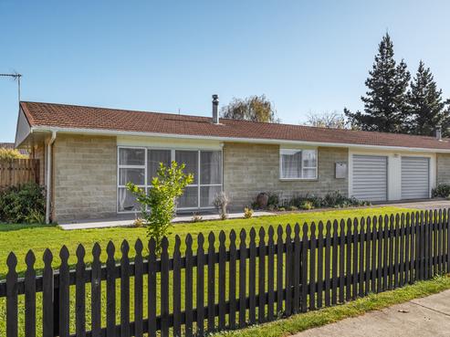 131A Solway Crescent, Solway
