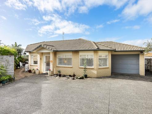 7 Grand Drive, Orewa