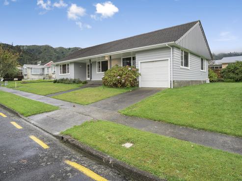 2 Tanekaha Street, Stokes Valley