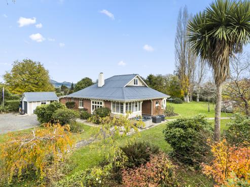 155 Hazlett Road, North Taieri