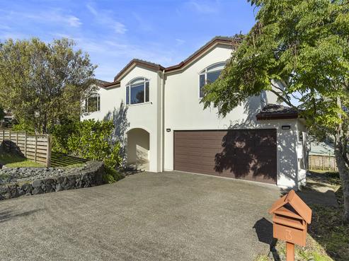 3 Rosella Place, Murrays Bay