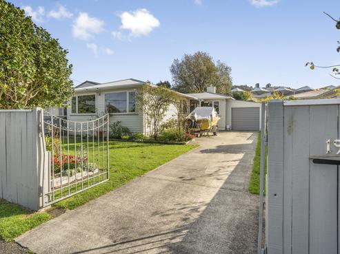 191 Taita Drive, Avalon