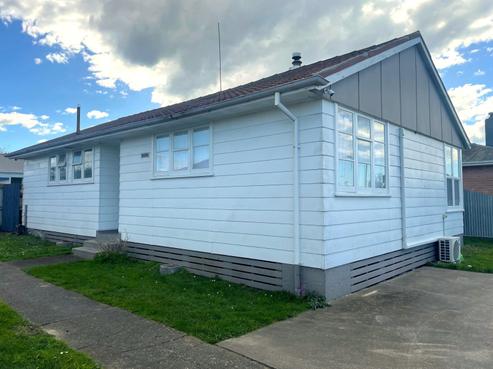 17 Neal Crescent, Onekawa