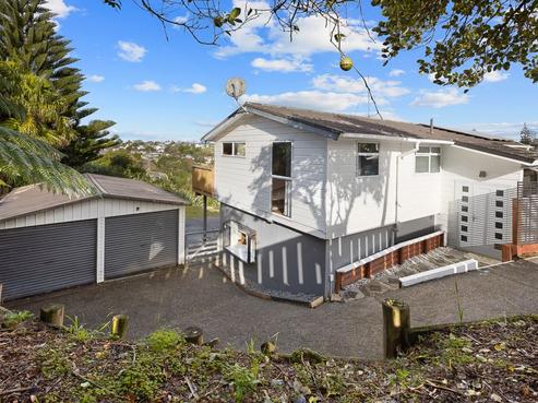 2 Dunraven Place, Torbay