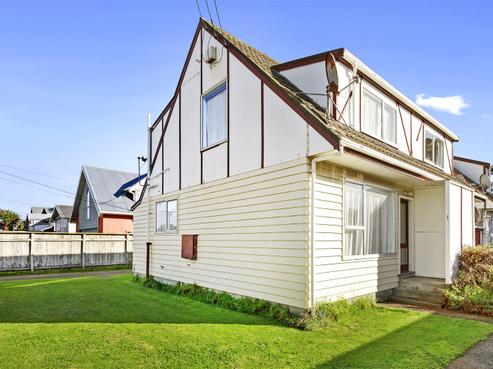 1/15 Bolton Street, Petone