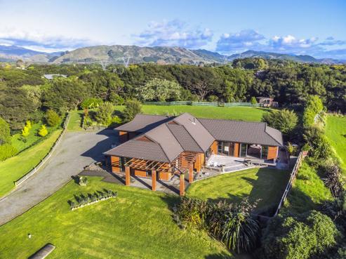 8 Jacks Bush Road, Waikanae