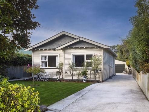 62 Birdwood Avenue, Beckenham