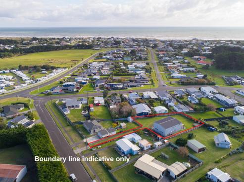 79 Thomas Place, Foxton Beach