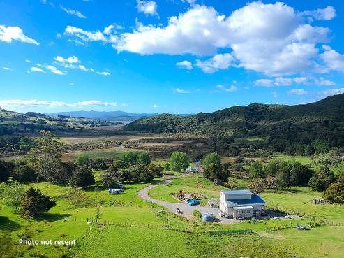 50 McDonnell Road, Horeke