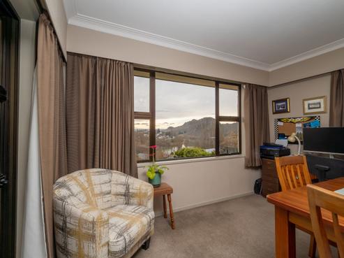 10 O'Neill Crescent, Alexandra