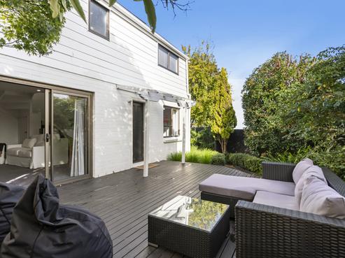 112 Norman Lesser Drive, Saint Johns