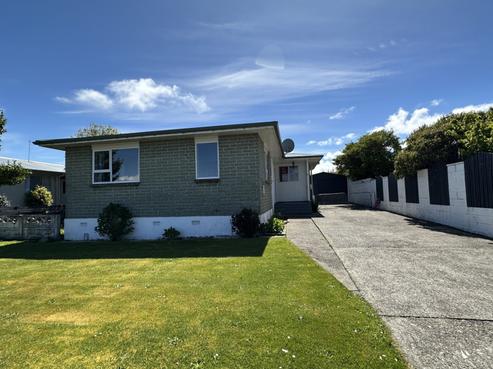 30 Kelso Crescent, Strathern