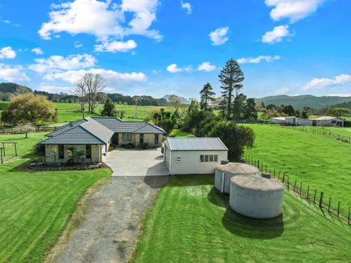 39 Main Road, Kauri
