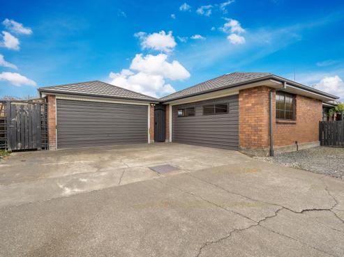 112 Edinburgh Crescent, Waikiwi