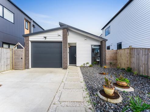 5 Taiaha Street, Papakura