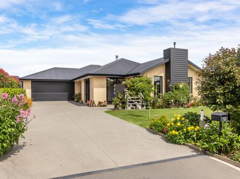 16 Broomleigh Drive, Rolleston