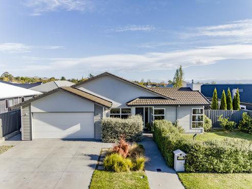 12 Percy Berry Place, Havelock North