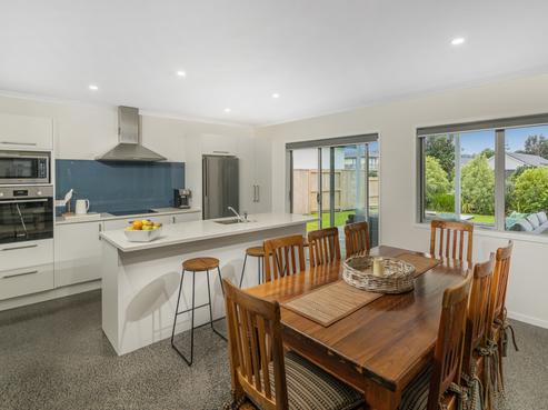49 Longreach Drive, Cooks Beach
