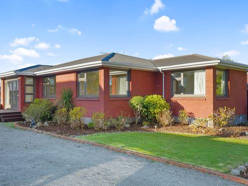 61 Burnside Crescent, Burnside
