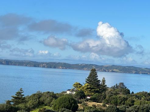 15 Ocean View Crescent, Rakino Island