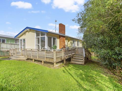 106 Lauderdale Road, Birkdale
