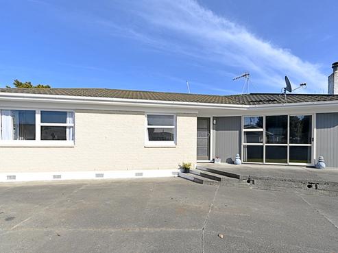 6 Davidson Avenue, Pirimai