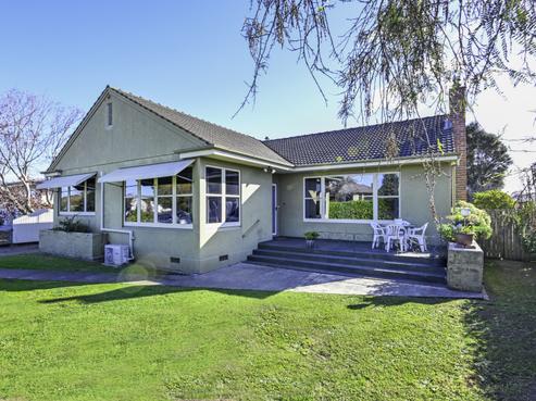 818 Ngaio Street, Mahora