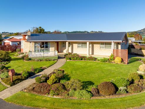 2 Rowan Place, Mosgiel