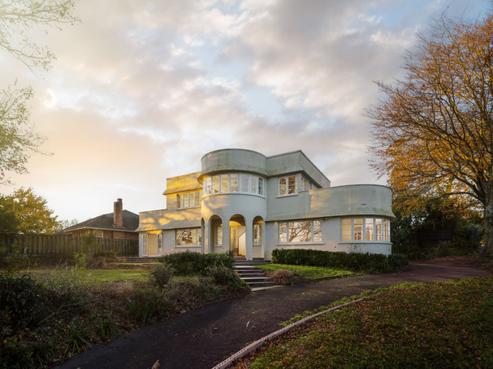2 Woodstock Road, Fairfield