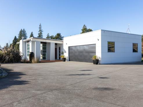 1895 Egmont Road, Inglewood