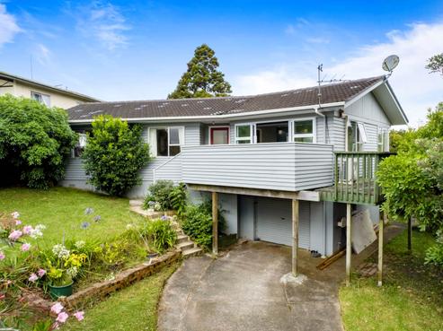20 Redwood Drive, Massey