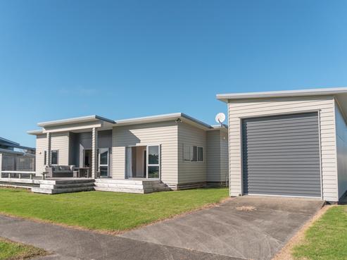 14 Surf Street, Whitianga