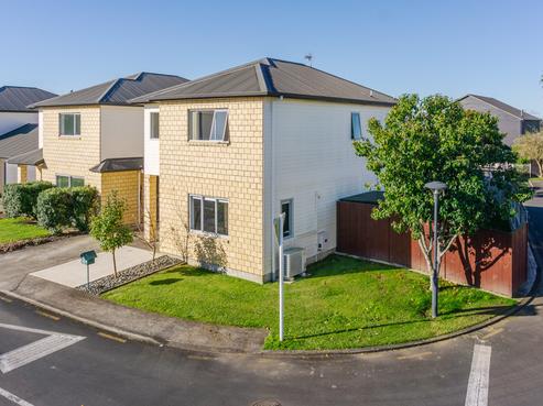2 Tupe Lane, Huntington
