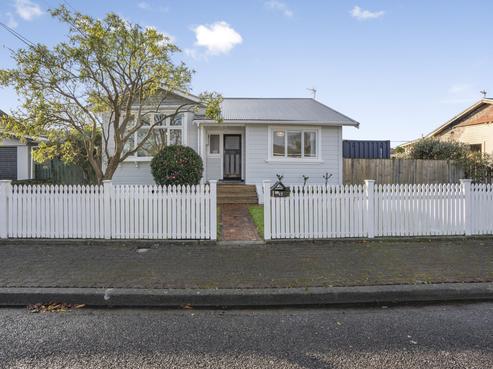 17 Montague Street, Alicetown