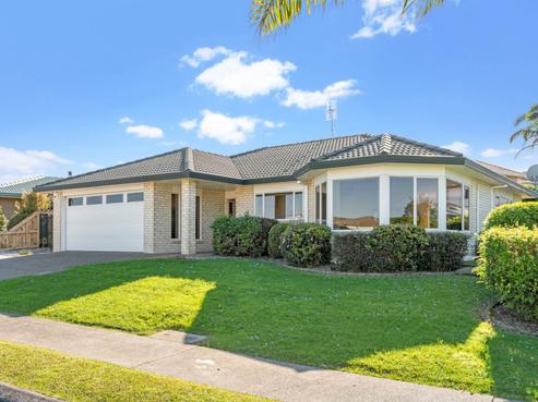 41 Kath Hopper Drive, Orewa