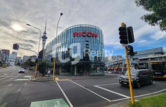 Prominent Victoria St West Corner