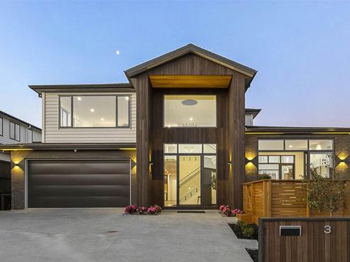 3 Luff Place, Long Bay