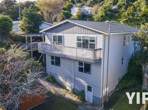 81 Helston Road, Paparangi