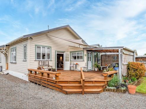 44 Villa Street, Masterton