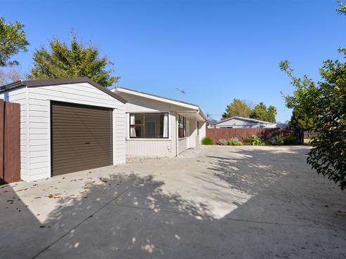 8B Vivian Street, Melville