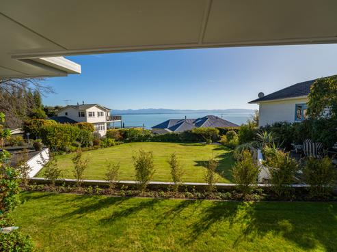 17 Moncrieff Avenue, Britannia Heights