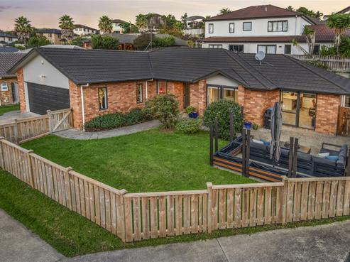 24 Lomas Way, Albany
