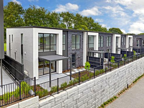 18 Grahame Breed Drive, Three Kings