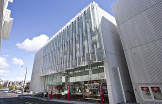 High proﬁle retails on Parnell Road