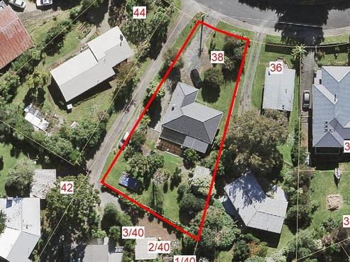 38 Sylvan Crescent, Te Atatu South