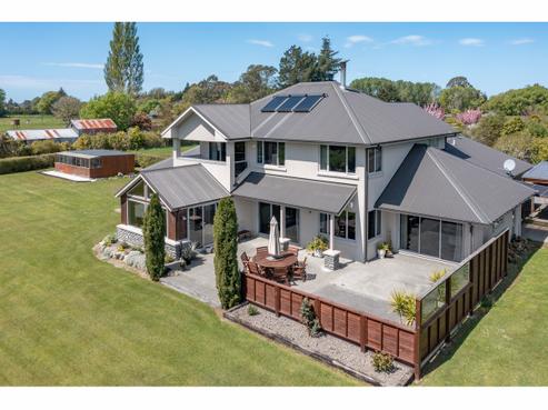 99 Giles Road, Clarkville