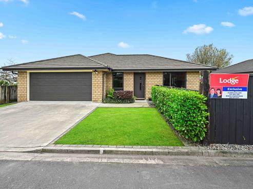5C Galahad Court, Rototuna North