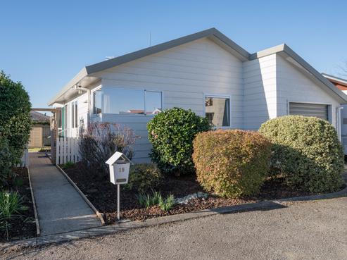 19 Elmsdale Close, Richmond
